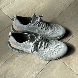 Nike Epic React Flyknit